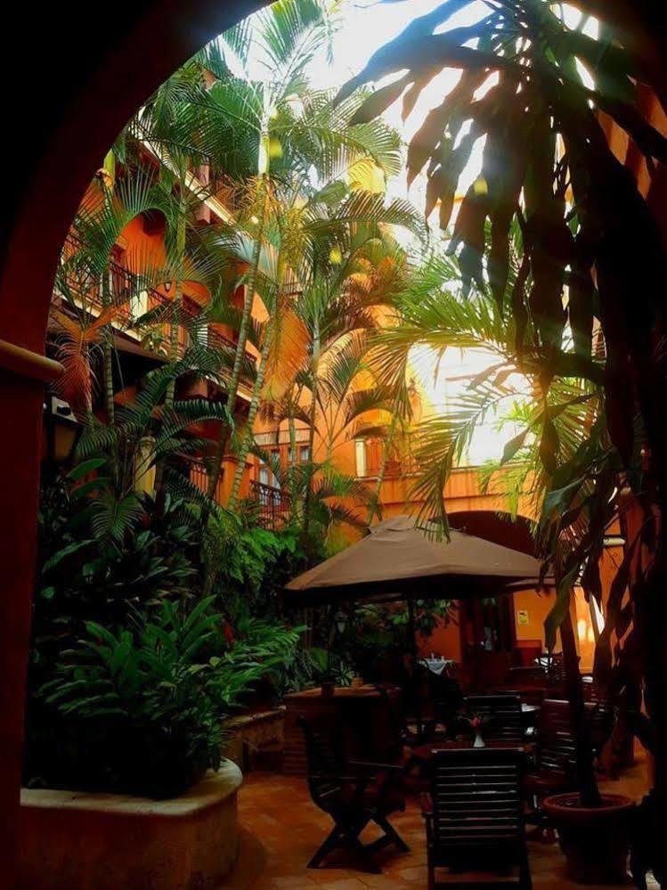 Boutique Hotel Palacio Santo Domingo Bagian luar foto