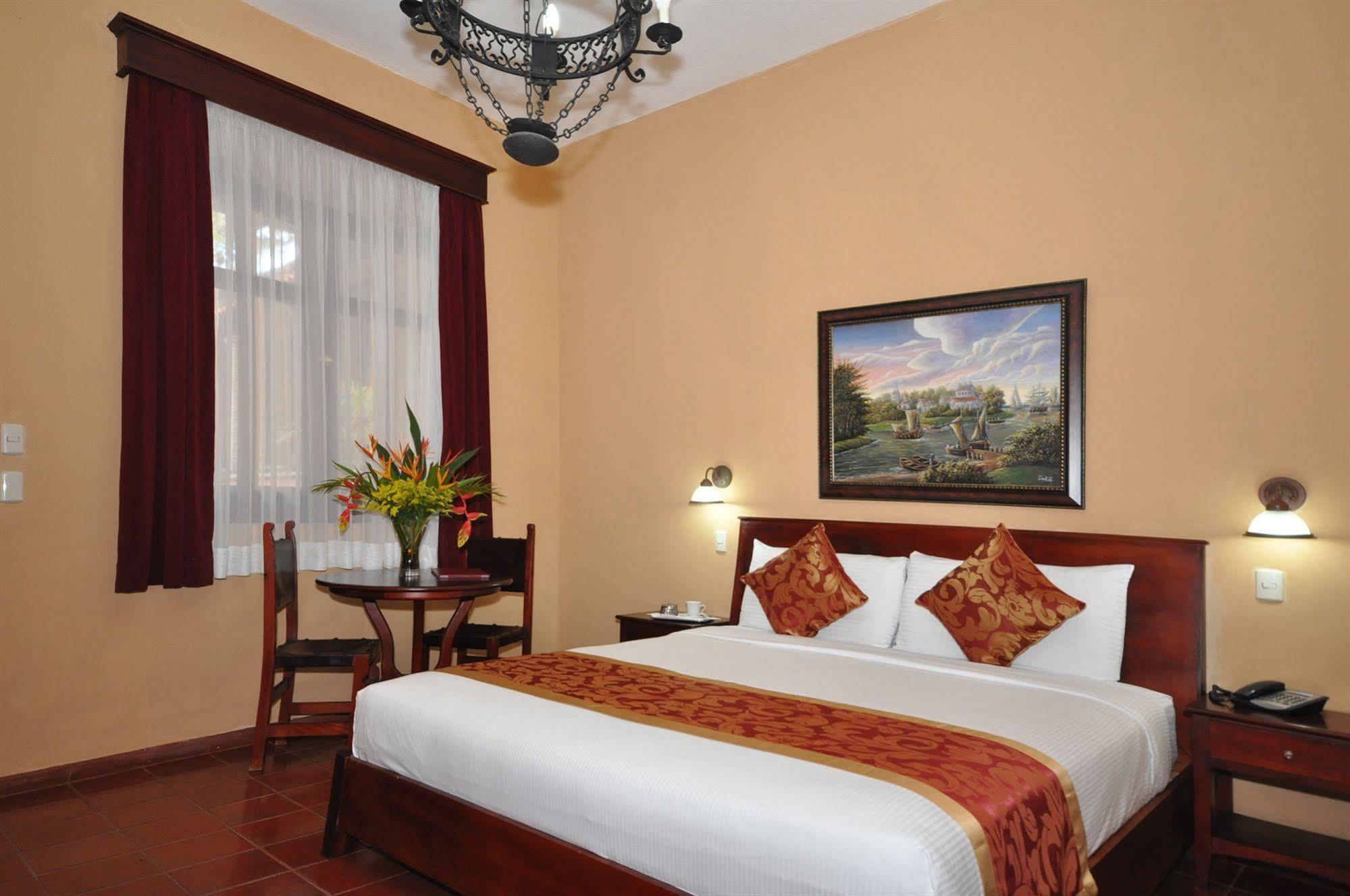 Boutique Hotel Palacio Santo Domingo Bagian luar foto